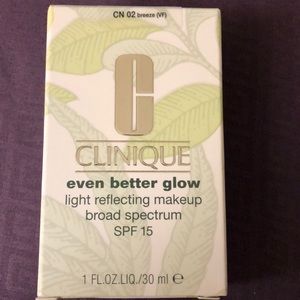 Clinique even better glow foundation Shade CN 02